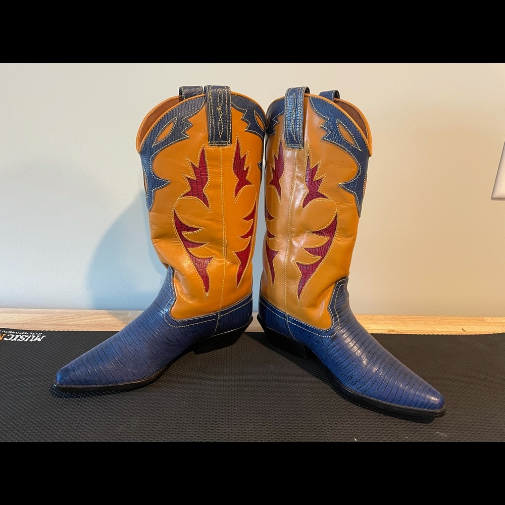Vintage Thom McCann Lady's Cowboy Boots
